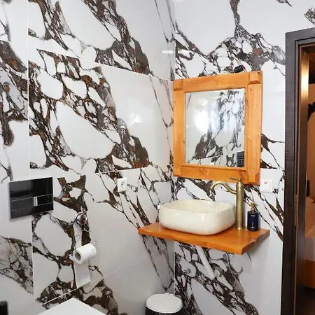 فندق مبيت وإفطار Darla 4*