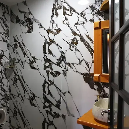 Darla Bed & Breakfast Berat